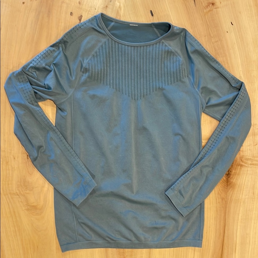 Fabletics Light Teal Long Sleeve Top